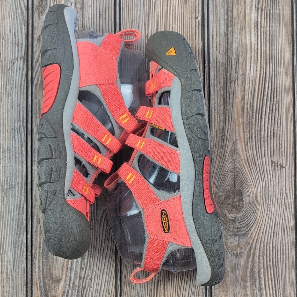 KEEN Whisper Waterproof Adventure Sandals - Coral/Pink Sz 8 No Laces - Picture 5 of 12